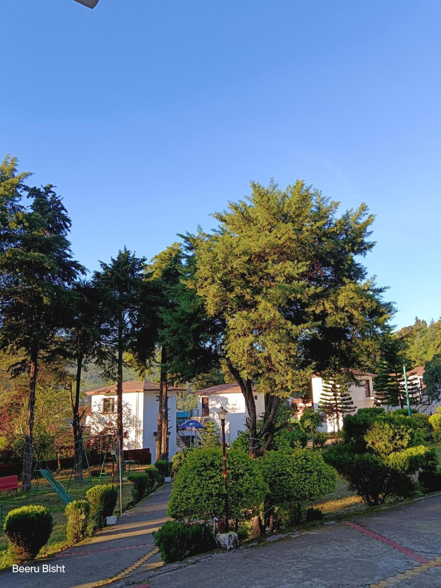 Shikha Resort Ewentbliz Bhīm Tāl Kültér fotó