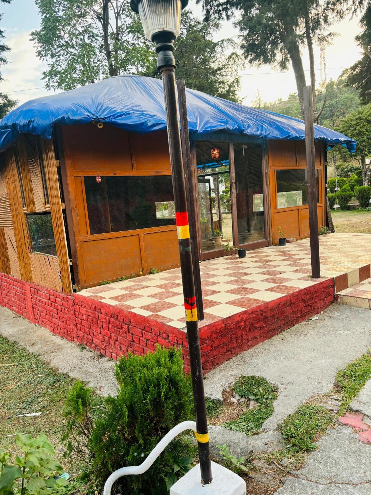 Shikha Resort Ewentbliz Bhīm Tāl Kültér fotó
