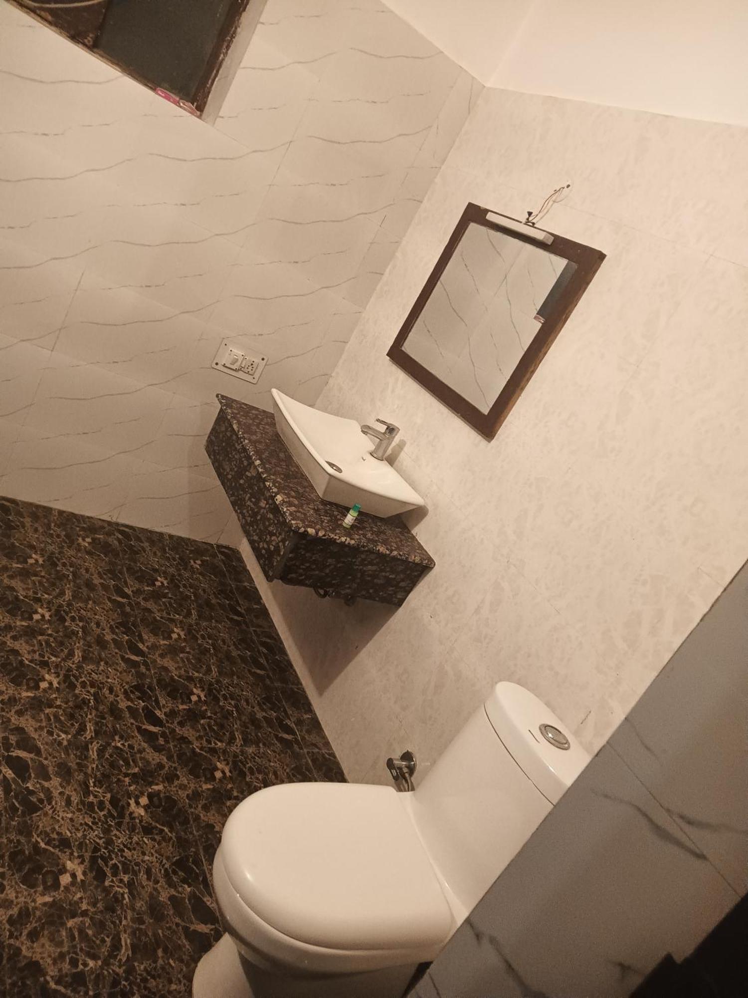 Shikha Resort Ewentbliz Bhīm Tāl Kültér fotó