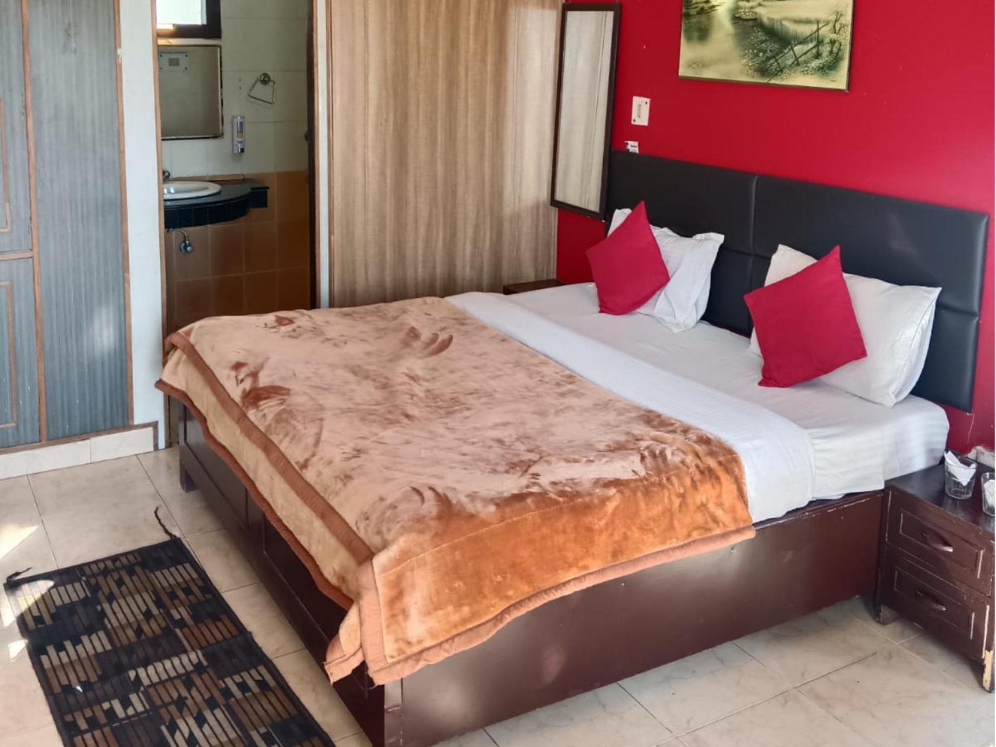 Shikha Resort Ewentbliz Bhīm Tāl Kültér fotó